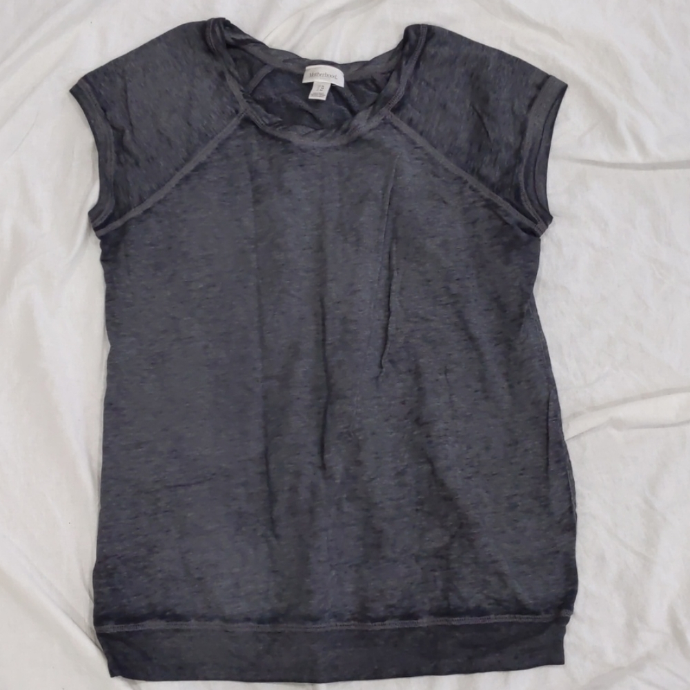 3/$30 Motherhood Maternity short sleeve sweatshirt grey